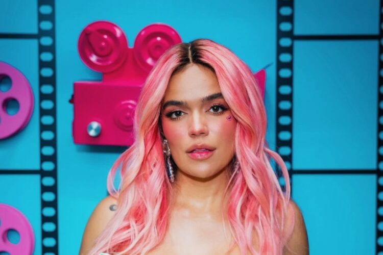 Acusan a Karol G de plagiar a Natalia Lafourcade por su nuevo tema «Milagro»
