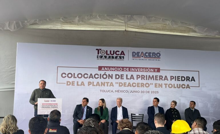 DEACERO coloca la primera piedra de su próximo Patio en Toluca