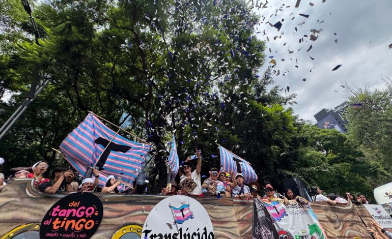 TRANSLÚCIDO HACE HISTORIA: la transmasculinidad brilla con fuerza en la 47ª Marcha del Orgullo LGBTIQ+