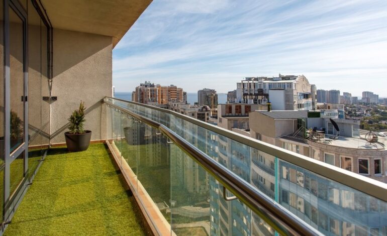 Pasto sintético: el secreto para una terraza moderna y funcional